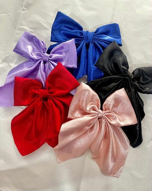 Ribbon Clips by Ann
